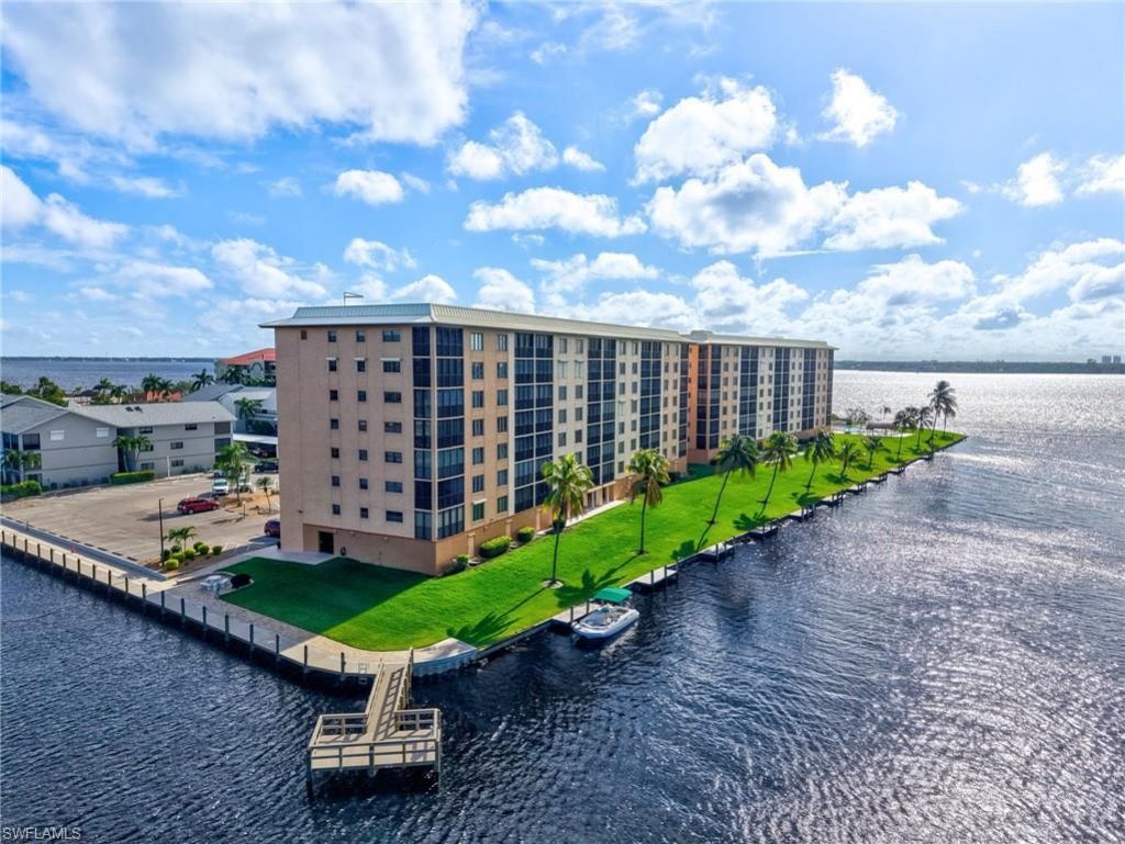 4260 SE 20th Pl, Unit 402, Cape Coral, FL 33904 Photo