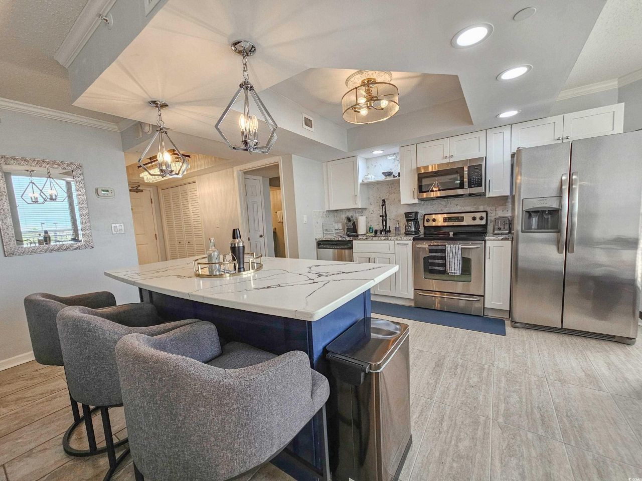 8560 Queensway Blvd. Photo 13