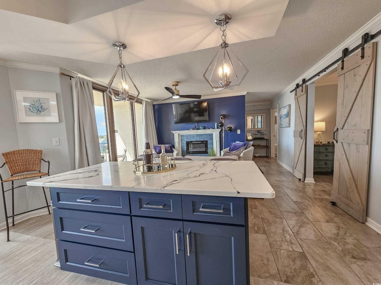 8560 Queensway Blvd. Photo 15