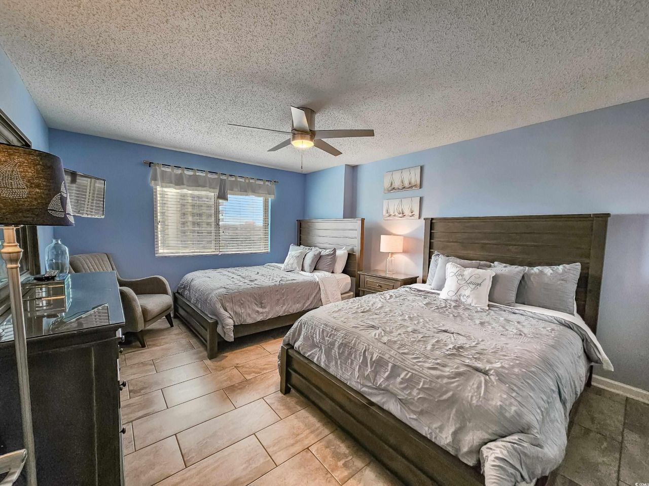 8560 Queensway Blvd. Photo 29