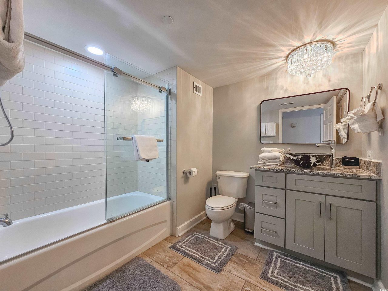 8560 Queensway Blvd. Photo 34