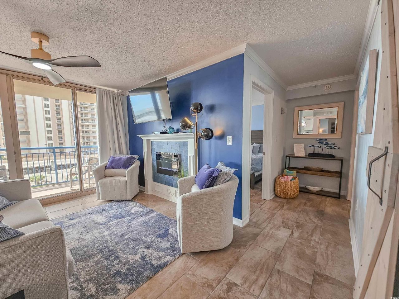 8560 Queensway Blvd. Photo 8