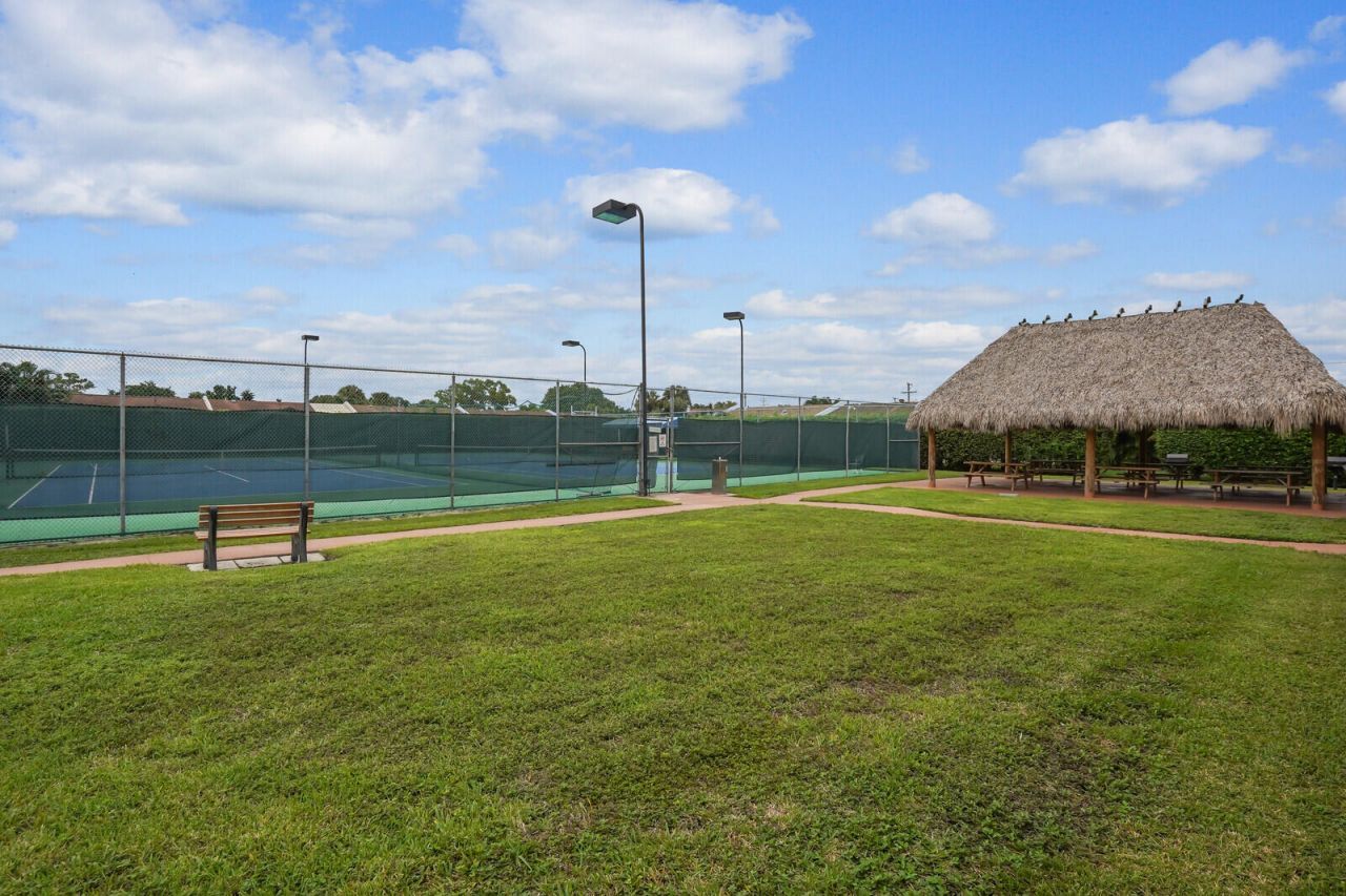 5190 Las Verdes Circle, Unit 214, Delray Beach, FL 33484 Photo