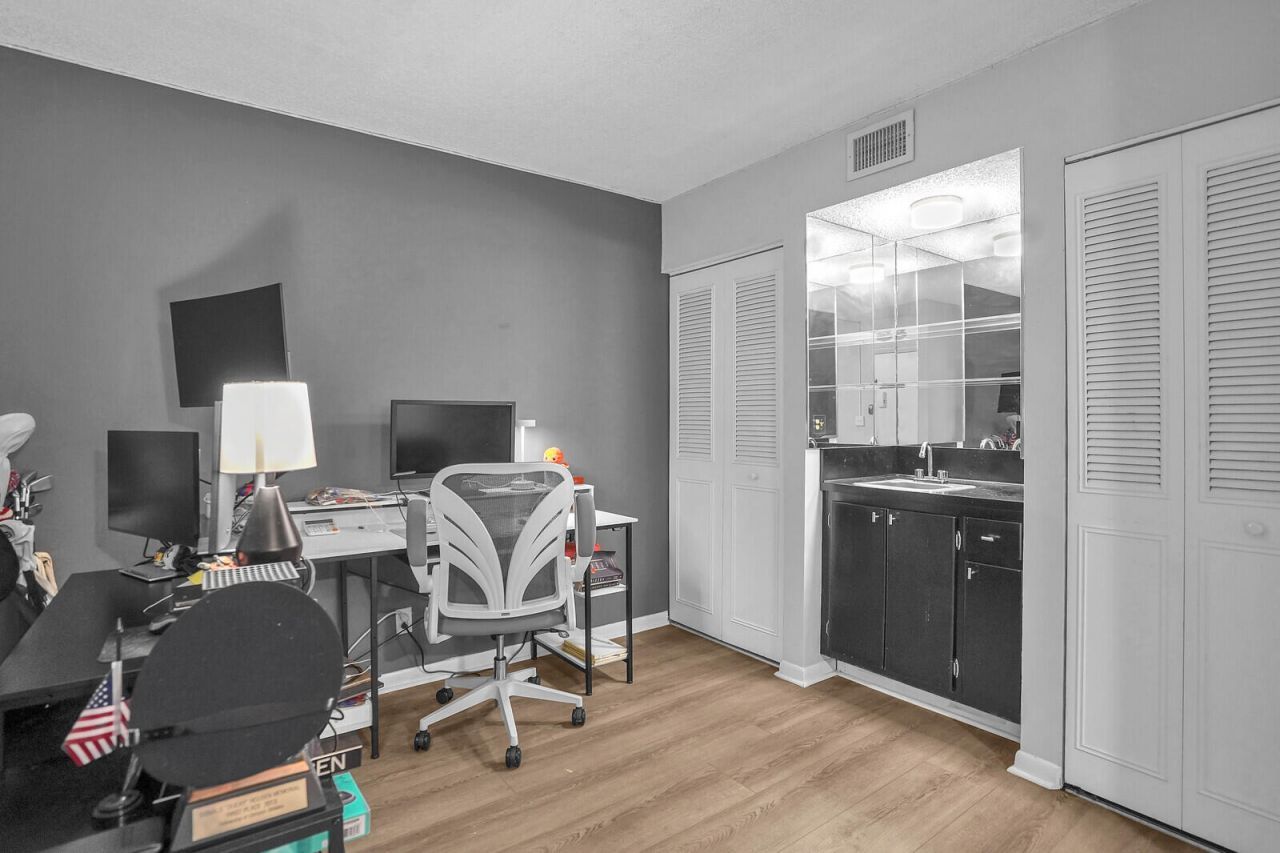 5190 Las Verdes Circle, Unit 214, Delray Beach, FL 33484 Photo