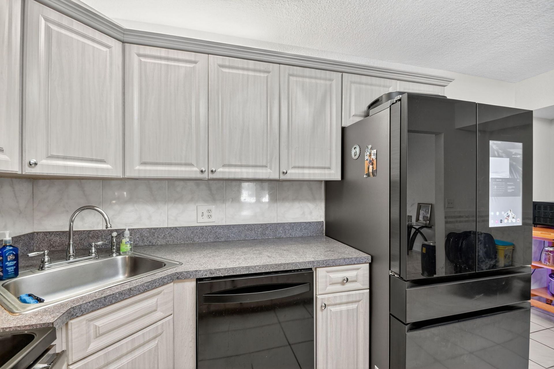 815 Sky Pine Way, Unit B1, Greenacres, FL 33415 Photo
