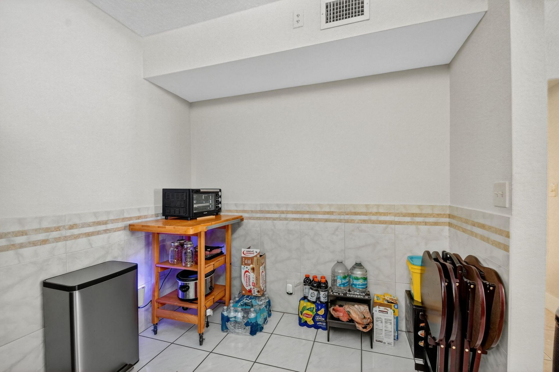 815 Sky Pine Way, Unit B1, Greenacres, FL 33415 Photo