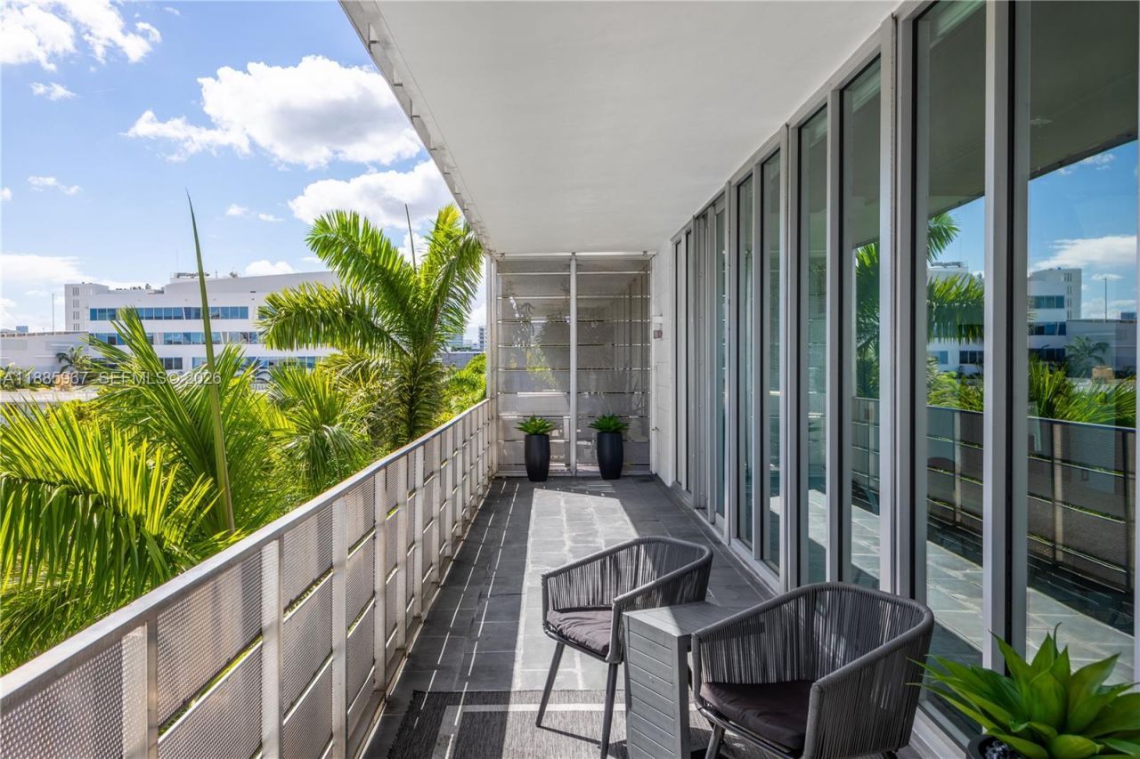 1700 Meridian Ave, Unit 501, Miami Beach, FL 33139 Photo