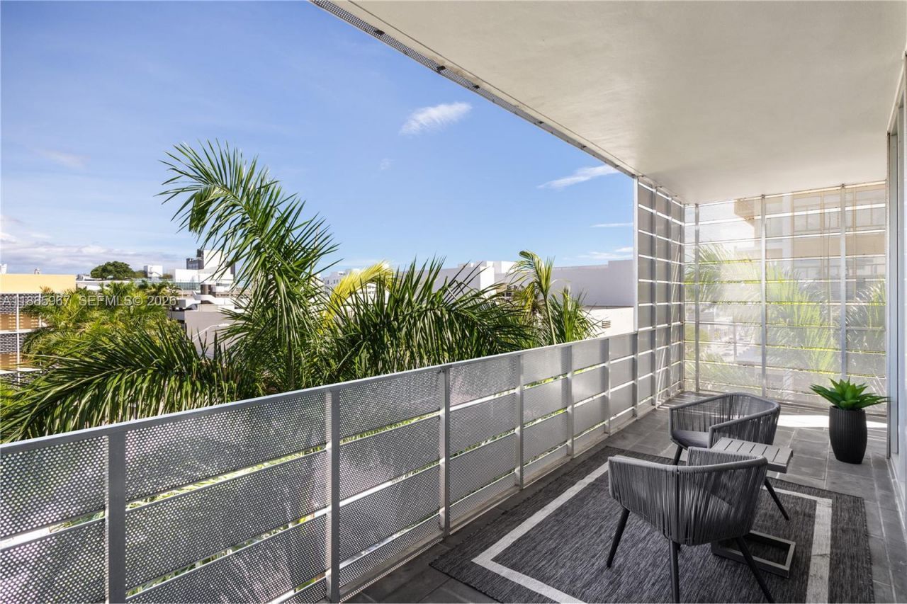 1700 Meridian Ave, Unit 501, Miami Beach, FL 33139 Photo