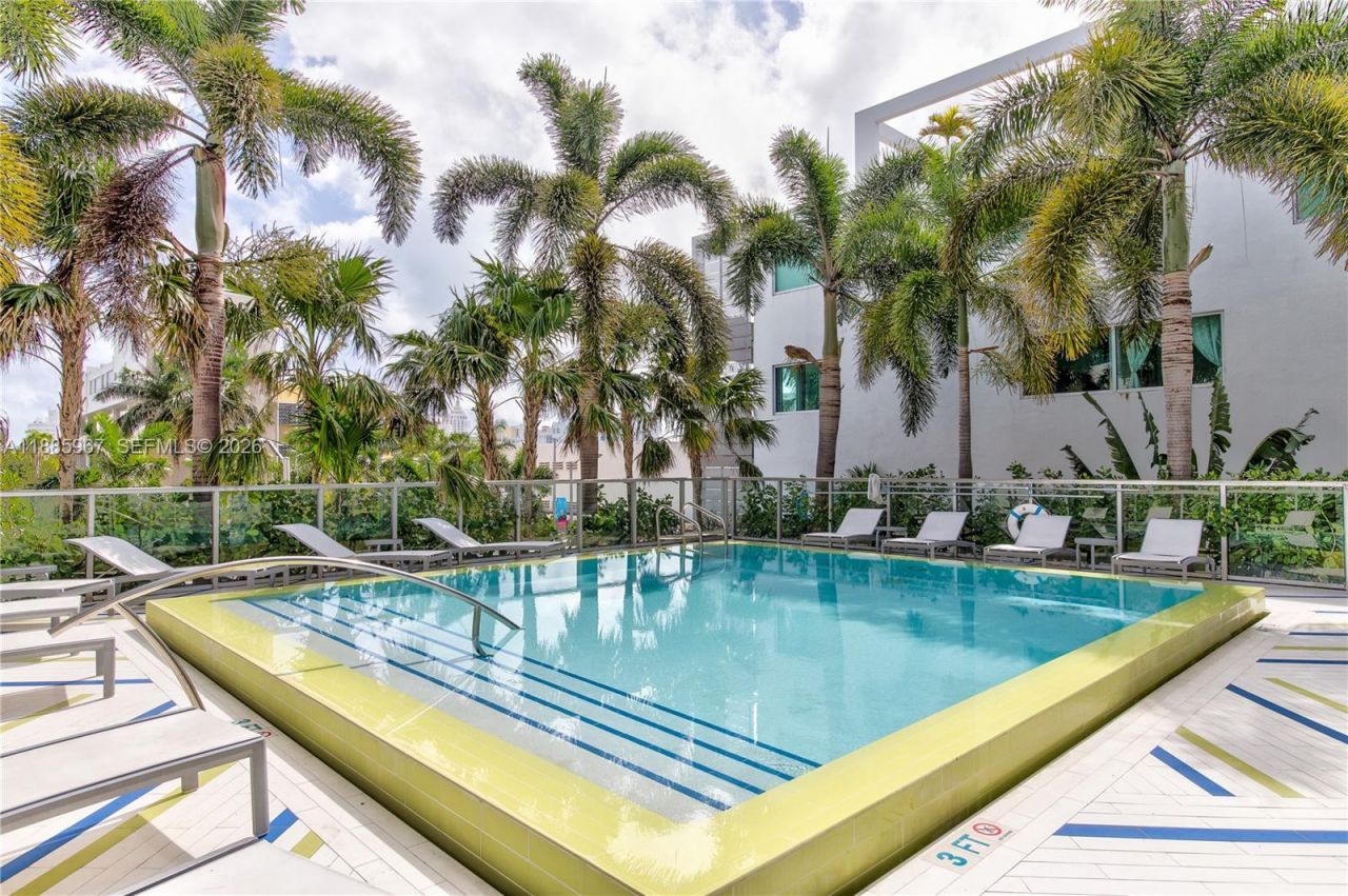 1700 Meridian Ave, Unit 501, Miami Beach, FL 33139 Photo