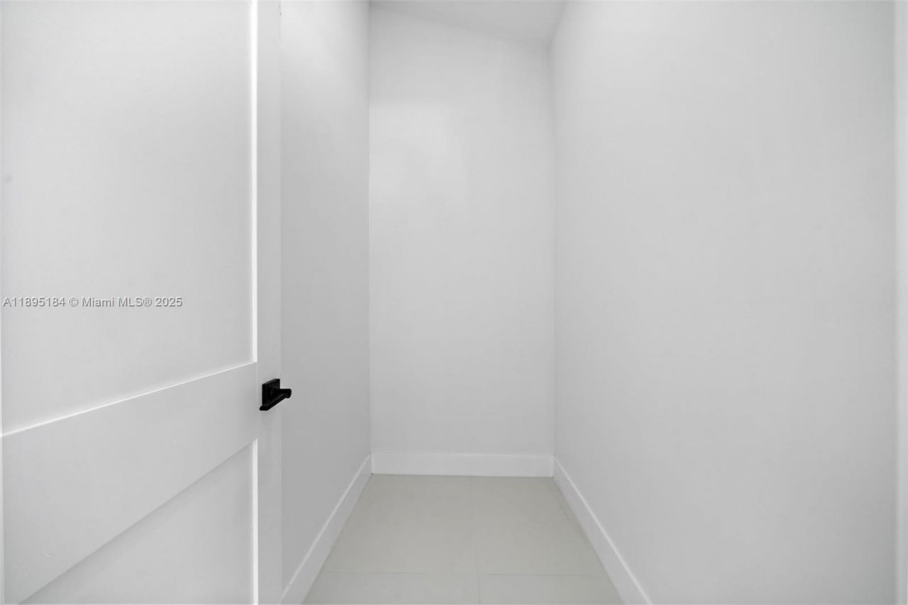 2940 SW 12th St, Miami, FL 33135 Photo