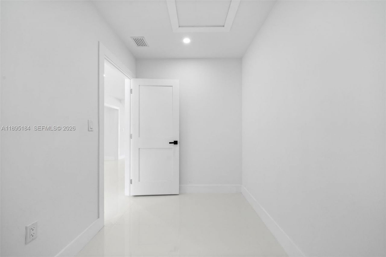 2940 SW 12th St, Miami, FL 33135 Photo