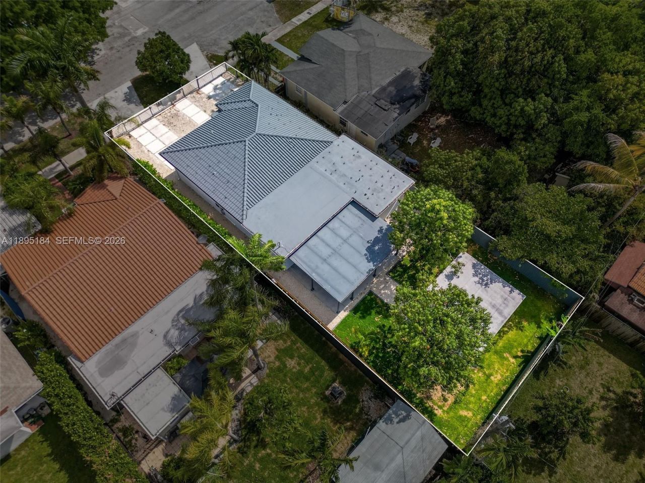 2940 SW 12th St, Miami, FL 33135 Photo