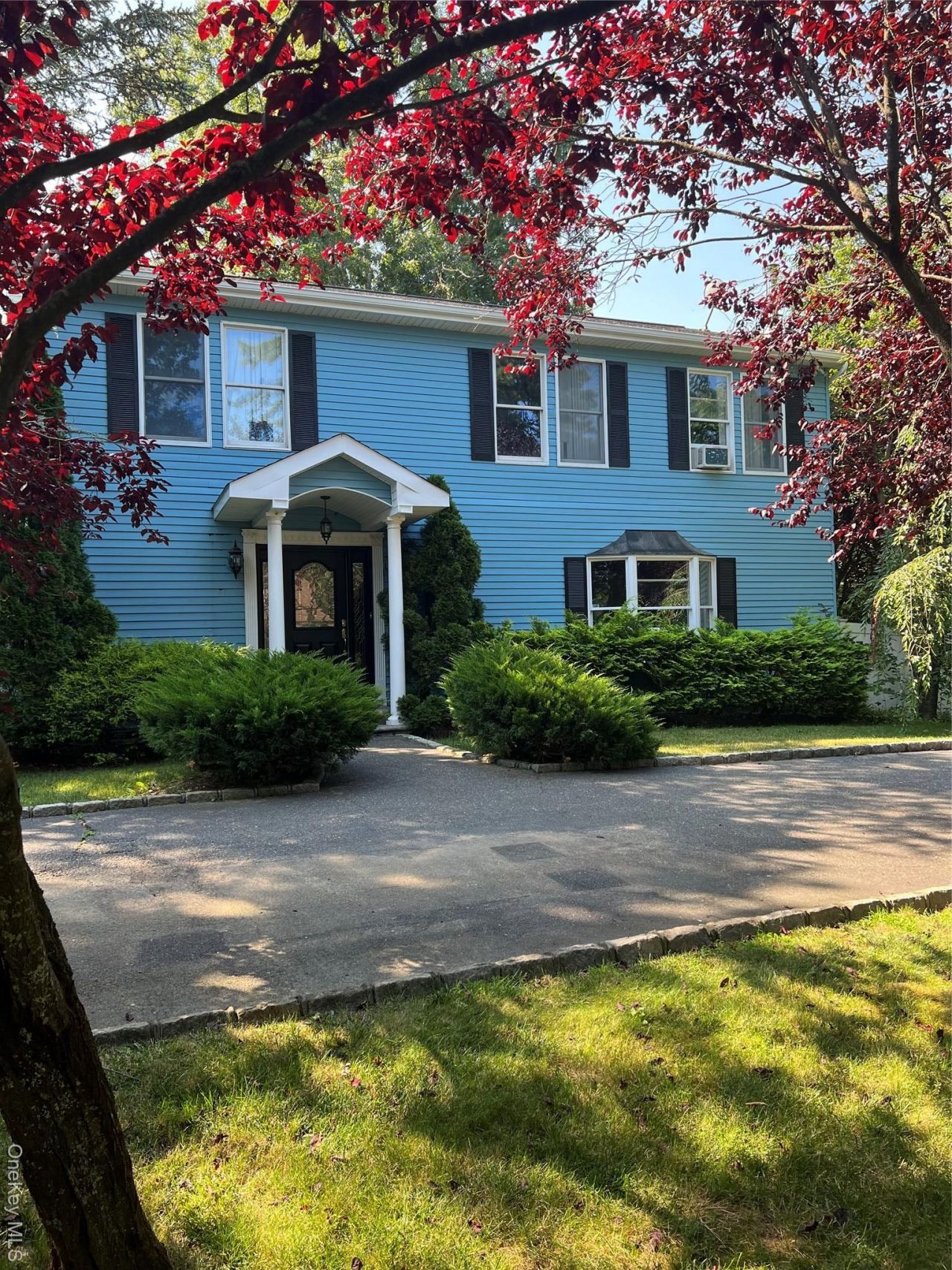 10 Jonah Road, Miller Place, NY 11764 Main Photo