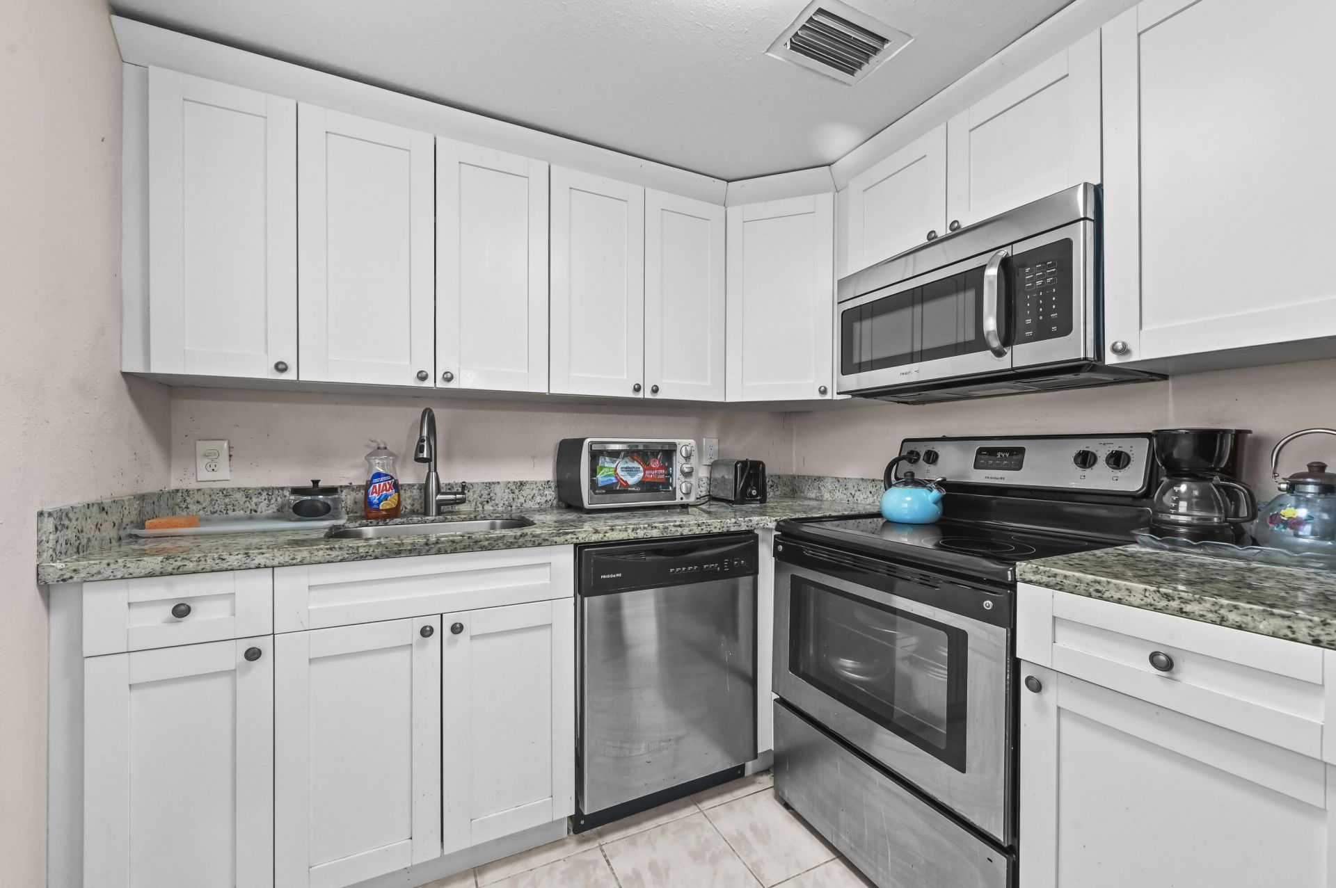 213 Brittany, Unit E, Delray Beach, FL 33446 Photo
