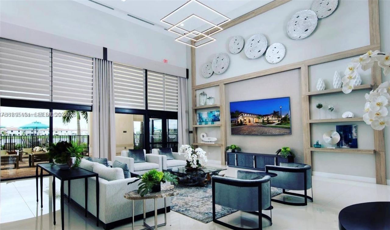 11091 W 32nd Ln, Hialeah, FL 33018 Photo