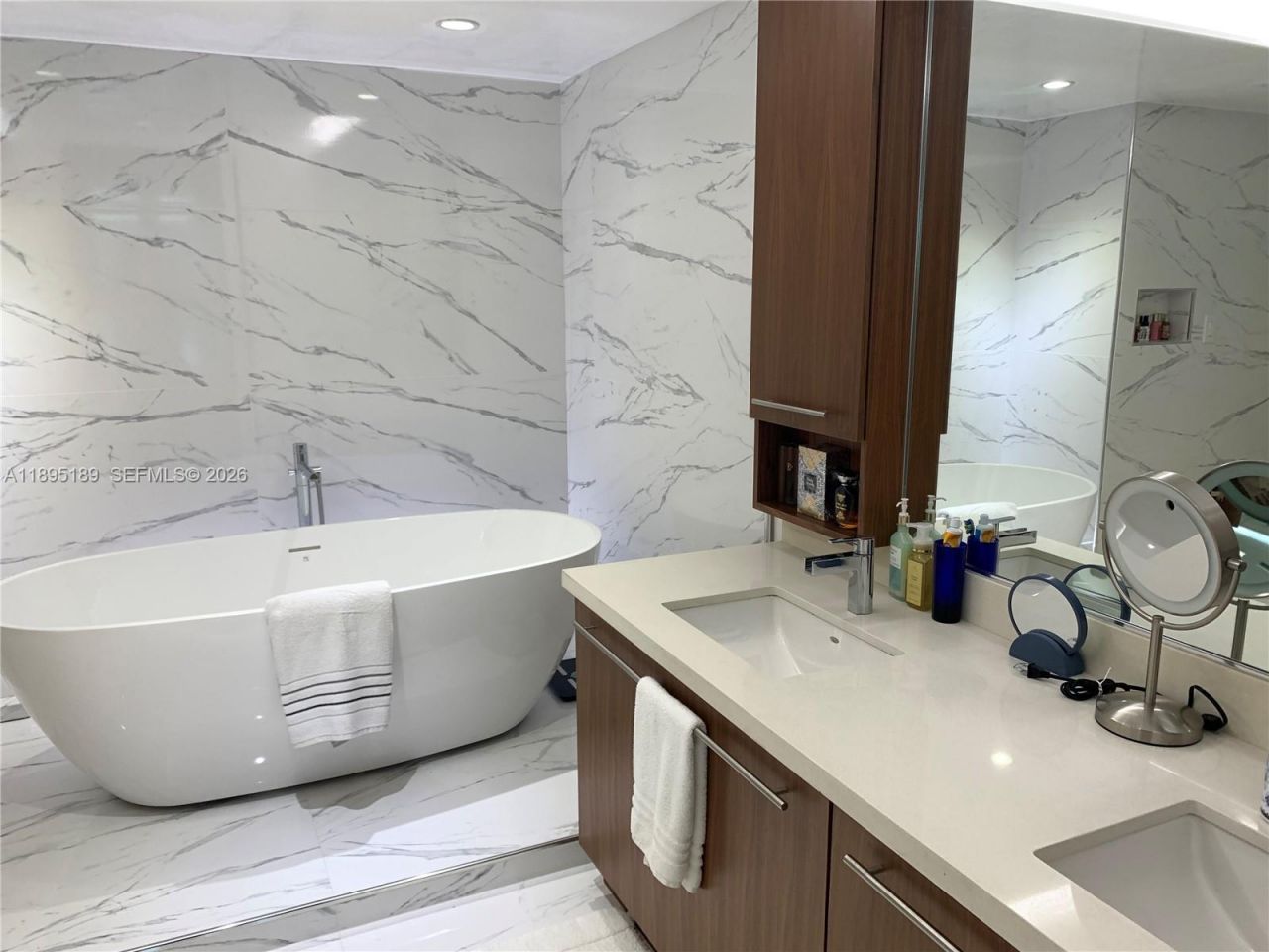 9401 Collins Ave, Unit 305, Surfside, FL 33154 Photo