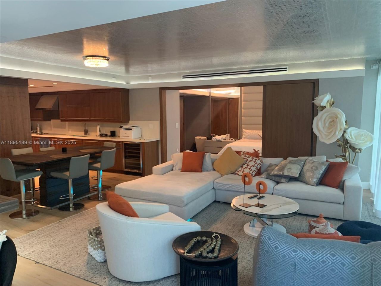 9401 Collins Ave, Unit 305, Surfside, FL 33154 Photo