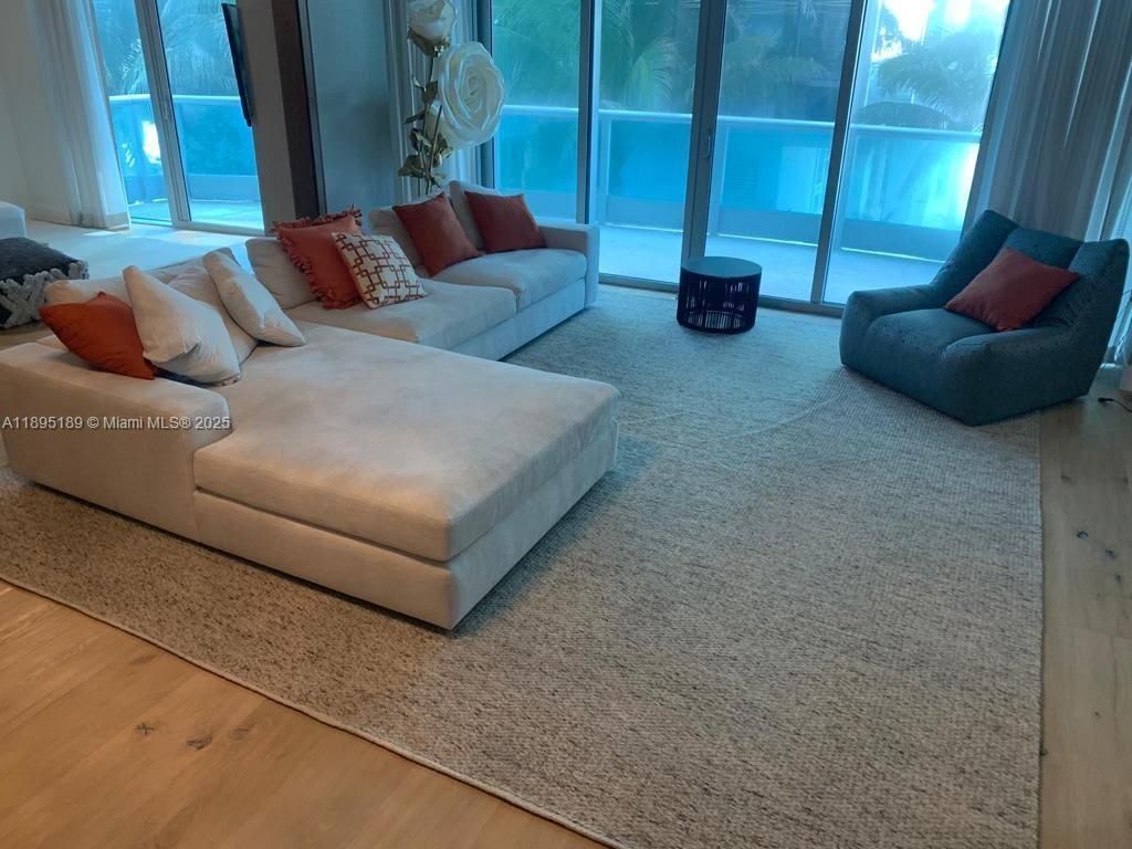 9401 Collins Ave, Unit 305, Surfside, FL 33154 Photo