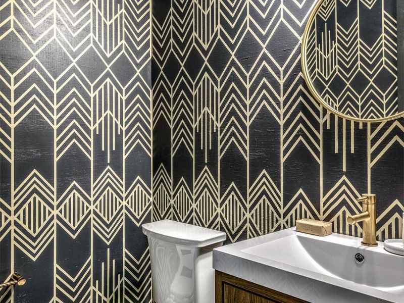 2342 Quarry Trails Drive, Columbus, OH 43228 Photo 18