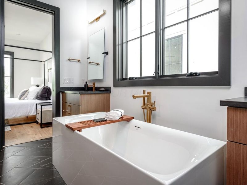 2342 Quarry Trails Drive, Columbus, OH 43228 Photo 21