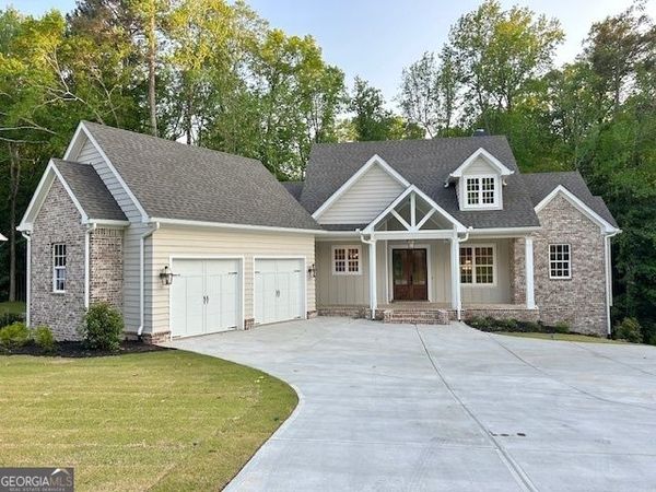 7 FONTAINE Drive, Newnan, GA 30263