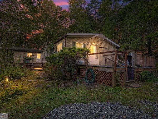 11 Copperhead Lane, Clayton, GA 30525