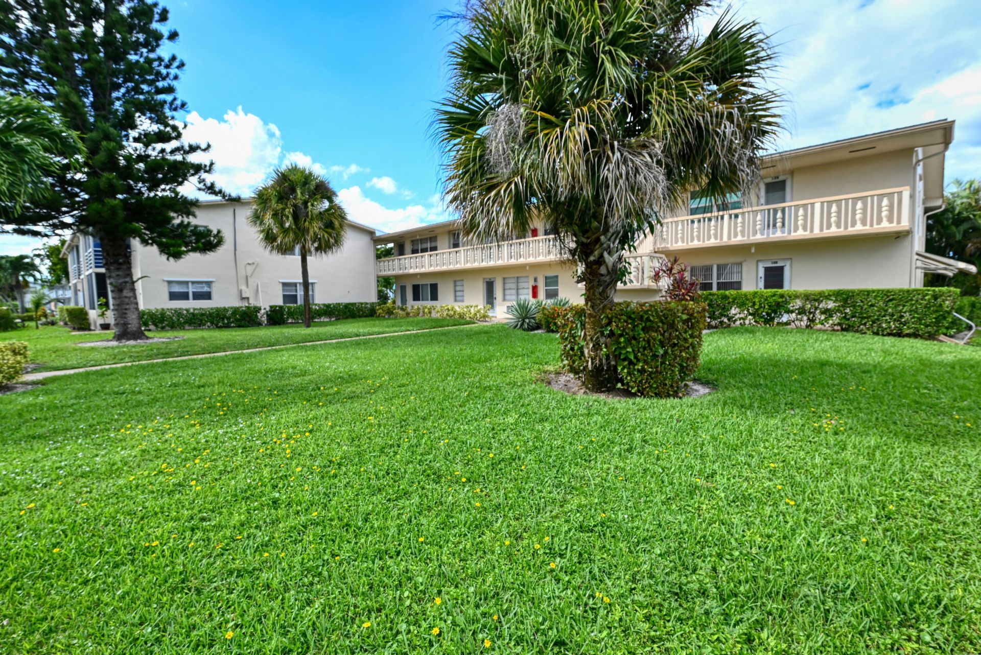 102 Coventry E, Unit 102, West Palm Beach, FL 33417 Photo