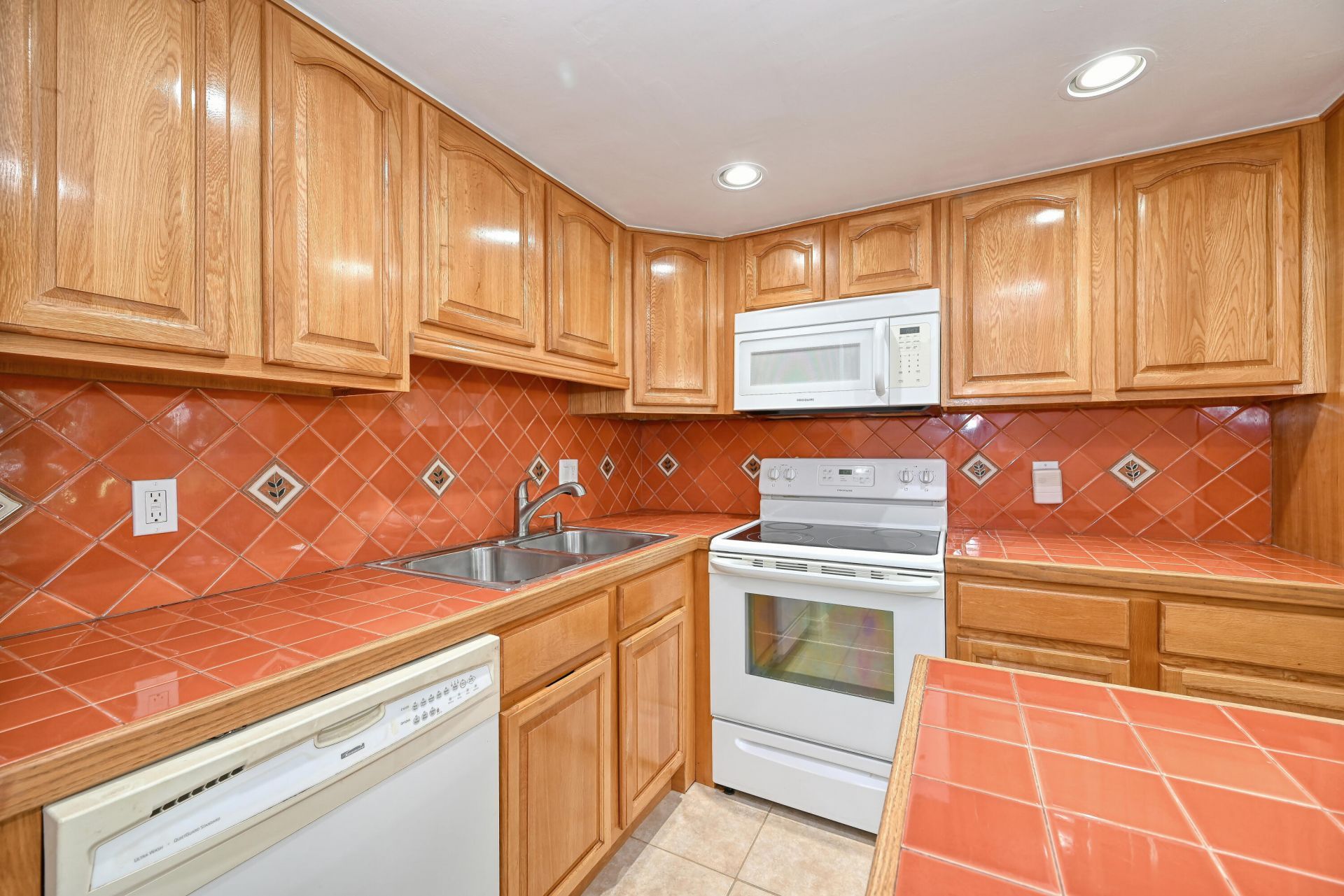 102 Coventry E, Unit 102, West Palm Beach, FL 33417 Photo