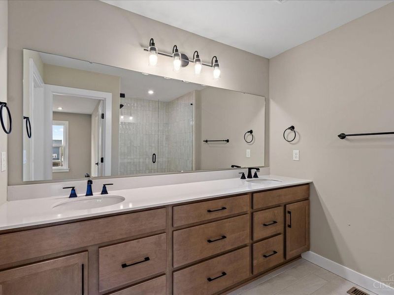 7436 Wetherington Lane, Unit 62704, West Chester, OH 45069 Photo 16