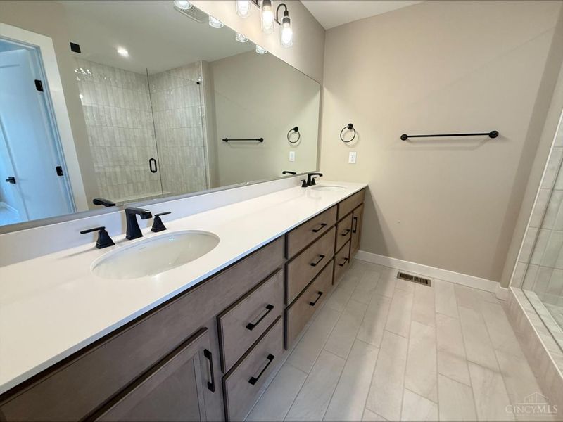 7436 Wetherington Lane, Unit 62704, West Chester, OH 45069 Photo 7