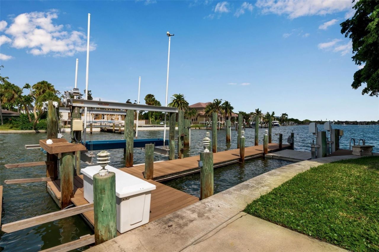 749 Freeling Drive, Sarasota, FL 34242 Photo