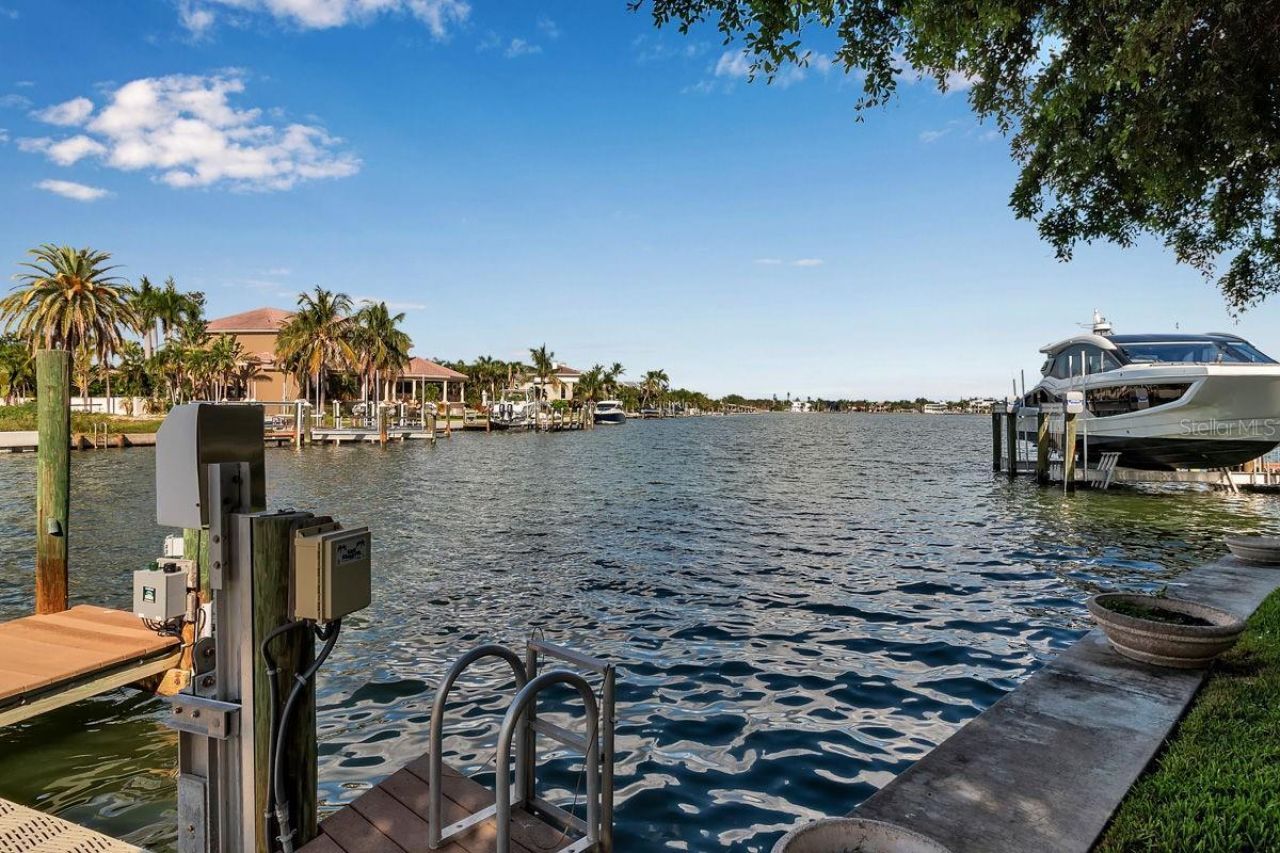 749 Freeling Drive, Sarasota, FL 34242 Photo