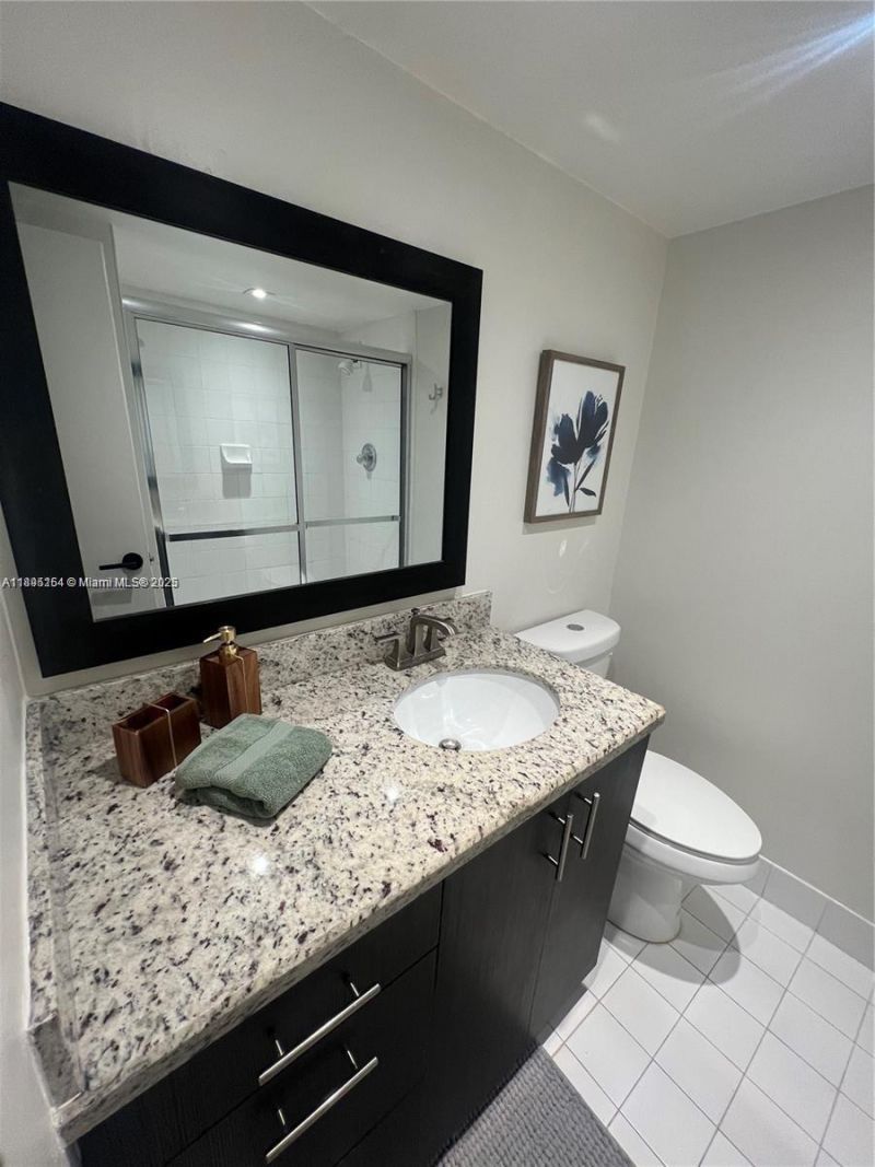 5161 Collins Ave, Unit 1211, Miami Beach, FL 33140 Photo