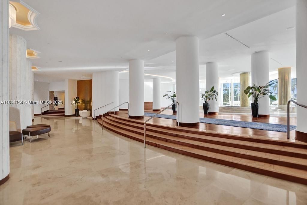 5161 Collins Ave, Unit 1211, Miami Beach, FL 33140 Photo
