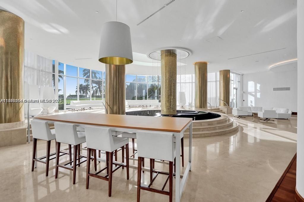 5161 Collins Ave, Unit 1211, Miami Beach, FL 33140 Photo
