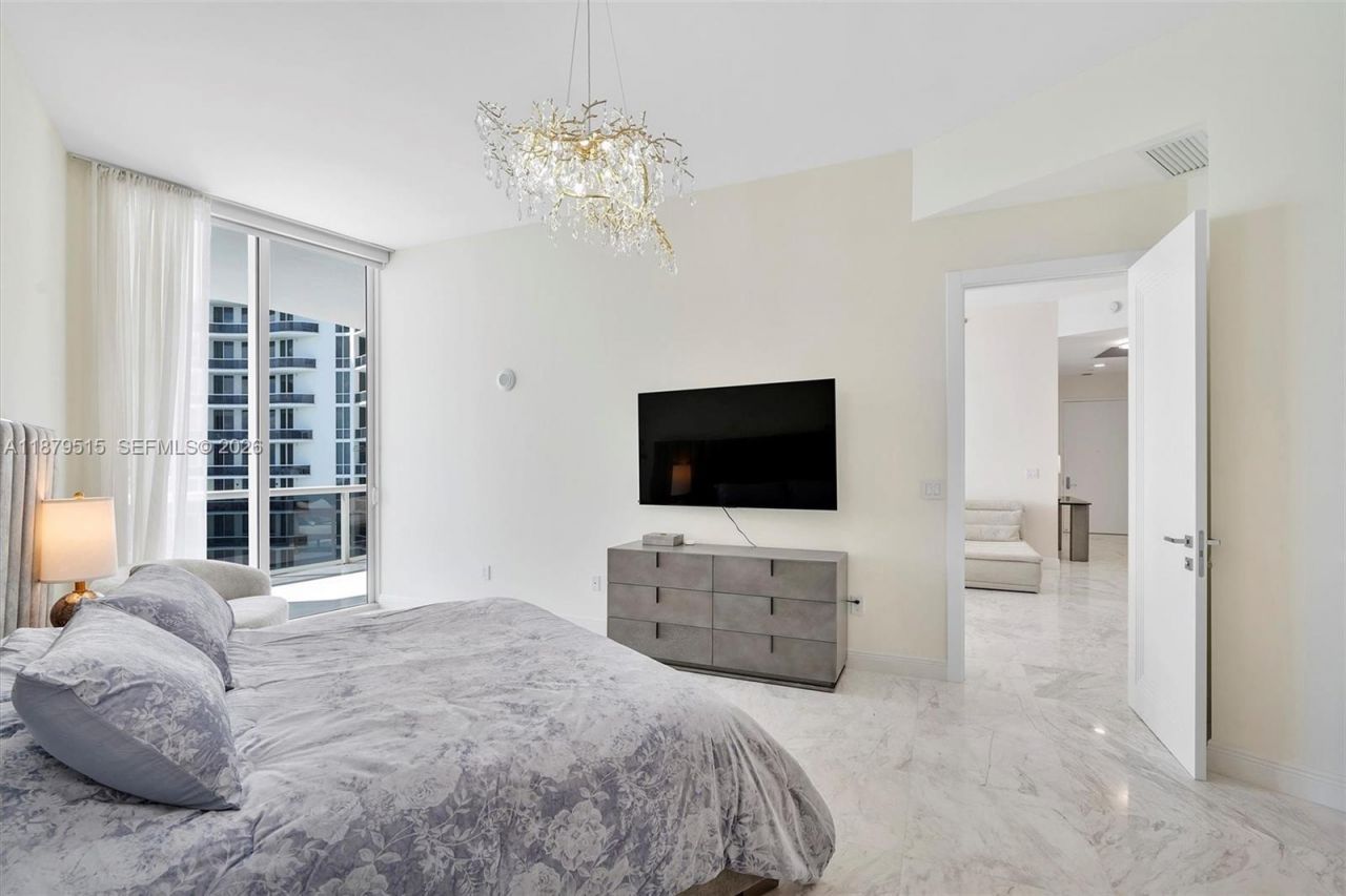 16001 Collins Ave, Unit 3507, Sunny Isles Beach, FL 33160 Photo