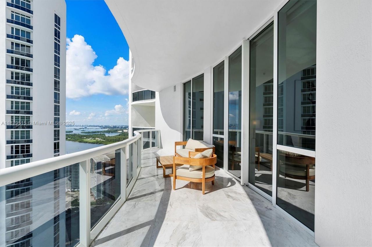 16001 Collins Ave, Unit 3507, Sunny Isles Beach, FL 33160 Photo