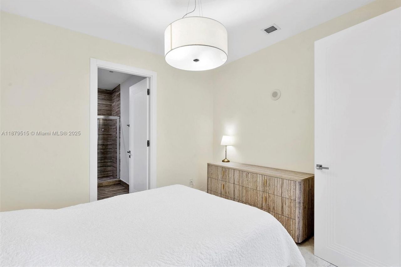 16001 Collins Ave, Unit 3507, Sunny Isles Beach, FL 33160 Photo