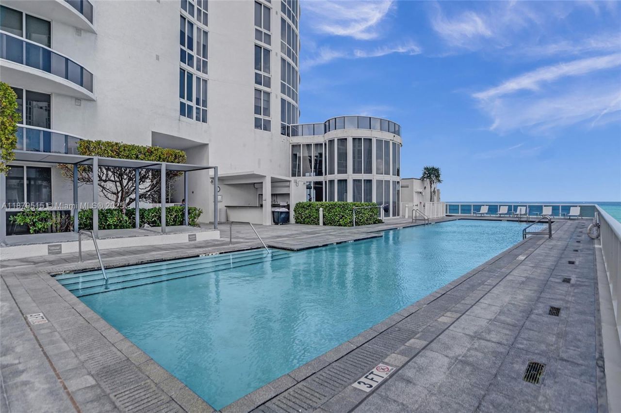 16001 Collins Ave, Unit 3507, Sunny Isles Beach, FL 33160 Photo