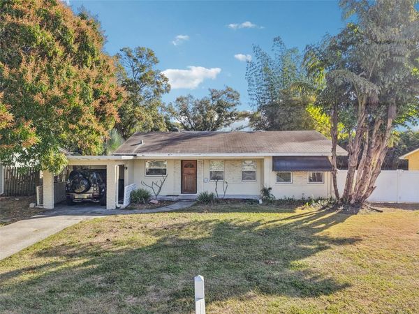 1015 VARONA STREET, BELLEAIR, FL 33756