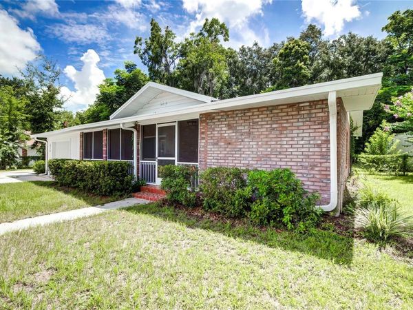 614 POWELL STREET, WILDWOOD, FL 34785