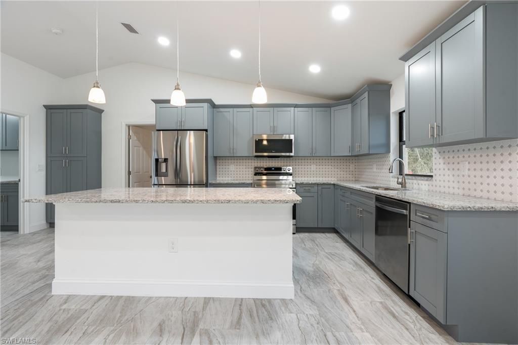 7537 19th Ter, Labelle, FL 33935 Photo