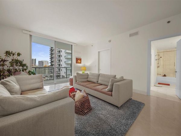 1060 Brickell Ave, Unit 1513, Miami, FL 33131