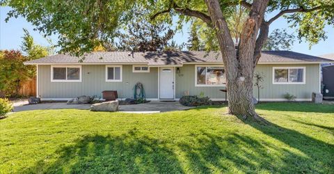 1231 Manhattan Way, Gardnerville, NV 89460 Photo