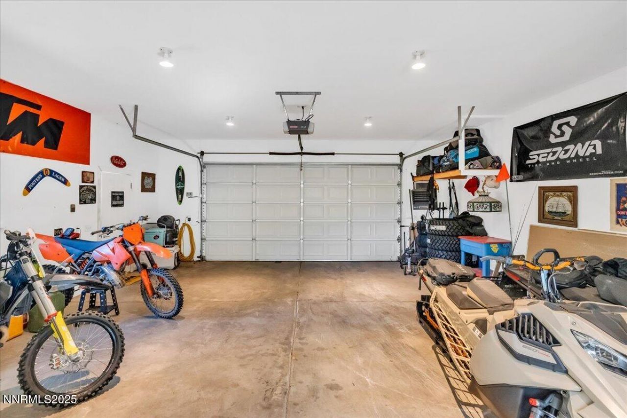 1231 Manhattan Way, Gardnerville, NV 89460 Photo