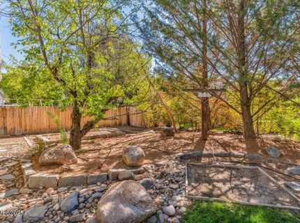 1231 Manhattan Way, Gardnerville, NV 89460 Photo