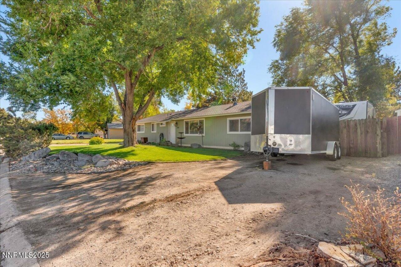 1231 Manhattan Way, Gardnerville, NV 89460 Photo