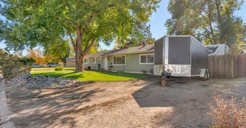 1231 Manhattan Way, Gardnerville, NV 89460 Photo