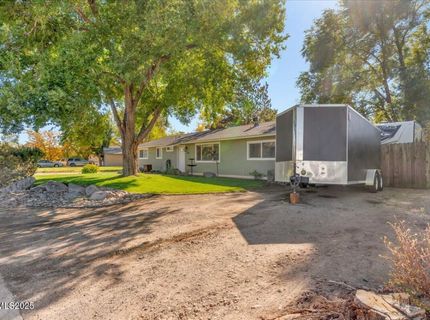 1231 Manhattan Way, Gardnerville, NV 89460 Photo