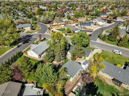 1231 Manhattan Way, Gardnerville, NV 89460 Photo